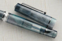 Delta Duna "P" ZEPHYR Grey Fountain Pen